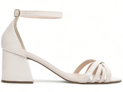 Sandalia Verniz Rose com Fivela Dourada Salto 7cm em Verniz Off White - loja online