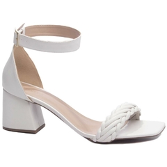 Sandalia Napa Off White Salto Bloco Grosso Baixo 7cm Colecao Finest 2025 Antiderrapante