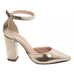 Scarpin Aberto com Fivela Salto 9cm| Luxo e Glamour em Ouro Light