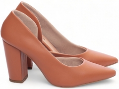 Scarpin Aberto do Lado Salto 8,5cm | Glamour Inovador em Caramelo - Calçadospravc | Comprar Calçados Femininos Online | Comprar Scarpins