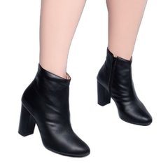 Bota Feminina Bico Arredondado Salto 8.5cm Conforto e Estilo em Napa Preto - Calçadospravc | Comprar Calçados Femininos Online | Comprar Scarpins