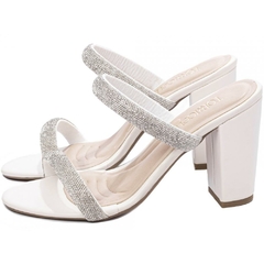 Tamanco Salto Grosso 8.5cm Elegancia Pura em Off White e Strass Prata na internet