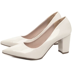 Scarpin Verniz Off White Salto Grosso 8.5cm Elegancia e Conforto na internet