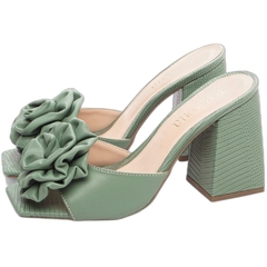 Sandalia Tamanco Feminino Verde 9cm Flor de Napa na internet