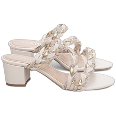 Sandalia Tamanco Off White com Strass Salto 4.5cm Antiderrapante - Calçadospravc | Comprar Calçados Femininos Online | Comprar Scarpins