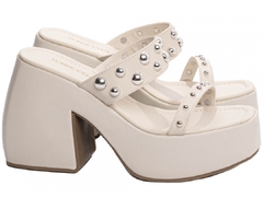 Tamanco Anabela Feminino: Charme em Napa Off White | 11cm de Altura - Calçadospravc | Comprar Calçados Femininos Online | Comprar Scarpins