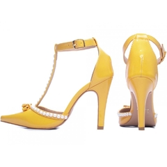 Scarpin Luxo e Glamour Salto Fino 9cm Com Perolas em ABS Amarelo - comprar online