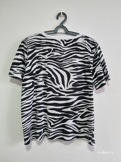 Camiseta Zebra Zara - comprar online