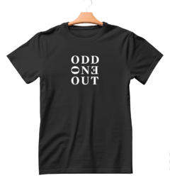 Camiseta Odd One Out (Yotto)