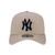 Boné New Era NY New York Yankees 9Forty Snapback Bege - comprar online