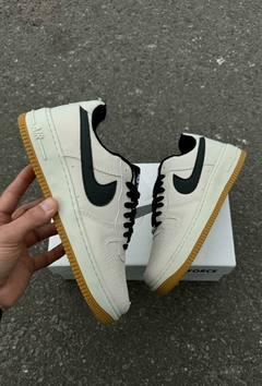 AIR FORCE 1 WHITE-BLACK SWOOSH - comprar online