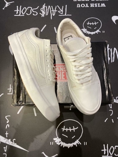 OLD SKOOL TOTAL WHITE - comprar online