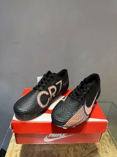 CR7 NEGRO-NARANJA - comprar online