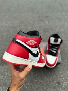 CHICAGO 1 HIGH