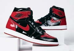 Tênis Air Jordan 1 Retro High OG Patent 'Bred' na internet