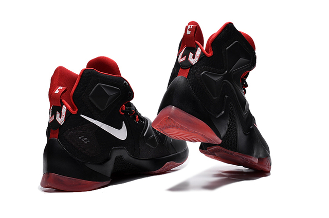 Lebron 13 store bred