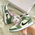 Tênis Air Jordan 1 Mid 'Dutch Green' - Storefeet