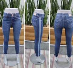 Calça Capri Jeans