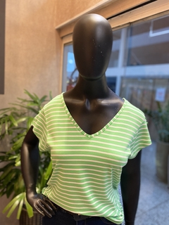 Blusa Listrada V