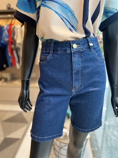 Bermuda Jeans Médio - comprar online