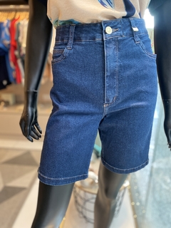 Bermuda Jeans Médio