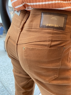 Imagem do Calça Sarja Jeans Caramelo