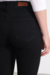 Pantalon Yagmour Slim Color Black en internet