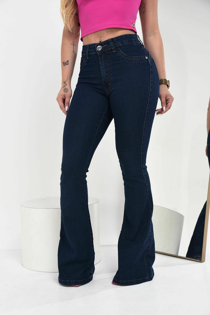Calça Jeans Flare Escura, Lisa, Cintura Alta, com Lycra