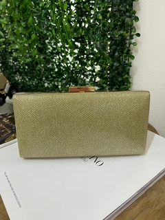 Clutch dourada