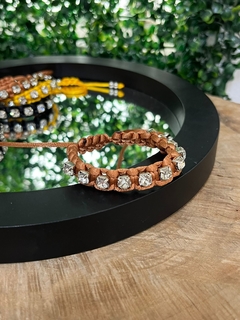 Pulseira macrame strass ajustavel - loja online