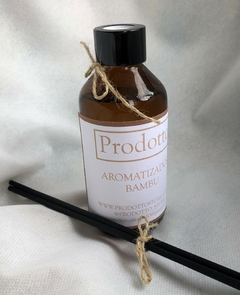 Aromatizador de ambientes com varetas