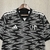 Camisa masculina do Atlético Mineiro III 24/25, na cor preta com padrão em zig-zag em tons de cinza. camisa-camisas-blusa-blusas-uniforme-atlético-mg-i-1-primeiro-primeira-24-25-torcedor-adidas-masculina-masculino-preto-preta