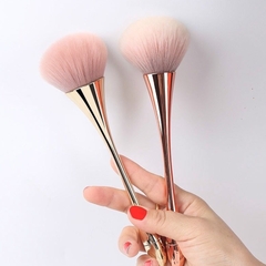 Pincel Largo Para Maquiagem Base Po Blush - Cor Sortida - comprar online