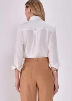 Camisa de Linho Off White - Labor Santo - Moda elegante e atemporal