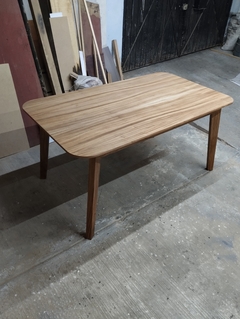 Mesa Comedor Minimalista Estilo Nórdico Enchapado Parota 4-6 personas - POLODESIGNSMX