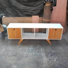 Mueble TV Alerce Estilo Retro Blanco y Madera 160 CM en internet