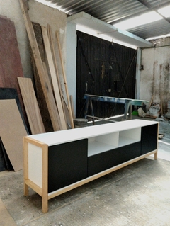 Mueble TV Basalto Blanco y Negro 60 pulgadas - 150 cm - POLODESIGNSMX