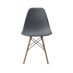 Imagen de Comedor Nórdico Gris Ébano con 4 sillas eames