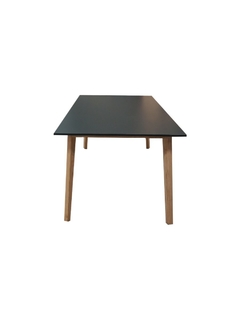 Mesa Comedor Minimalista Estilo Nórdico Negra 4-6 Personas - POLODESIGNSMX