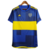 Camisa Boca Juniors da temporada 2023 nas cores Azul e Amarelo suas cores tradicionais do uniforme com escudo ao lado esquerdo do peito em bordado no lado direito fica logo da adidas bordado na cor amarela gola em V nos ombros fica as três listras da Adid