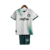 Camisa de futebol criança Palmeiras 2023/2024 infantil conjunto é formado por um shorts e uma camisa brancos com o escudo do Palmeiras verde. O tecido é resistente, suave e confortável.