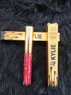 LABIAL LIQUIDO MATEE / KYLIE en internet