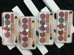 PALETA SOMBRA DE OJOS EFECTO MATTE &BRILLO / SEVENCOOL #6733 - comprar online