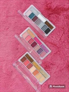 PALETA DE SOMBRAS + GLITTER / LOVE MAKER PINK 21# CS 4279 en internet