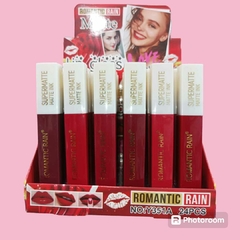 LABIAL LIQUIDO EFECTO MATTE / ROMANTIC RAINY351A