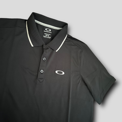 Camiseta Polo Golf Oakley Preta na internet