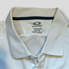 Camiseta Polo Golf Oakley Branca - Reuzzze