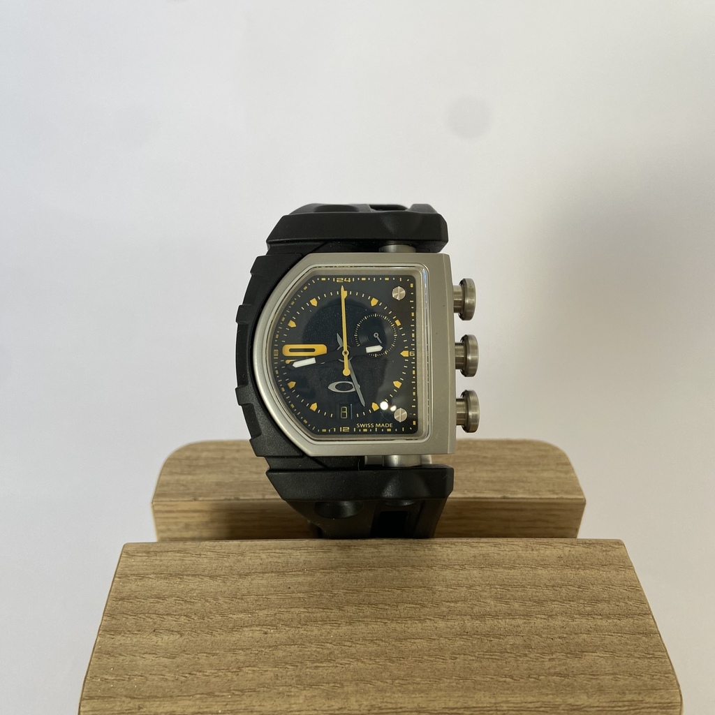 Oakley fuse hotsell box watch