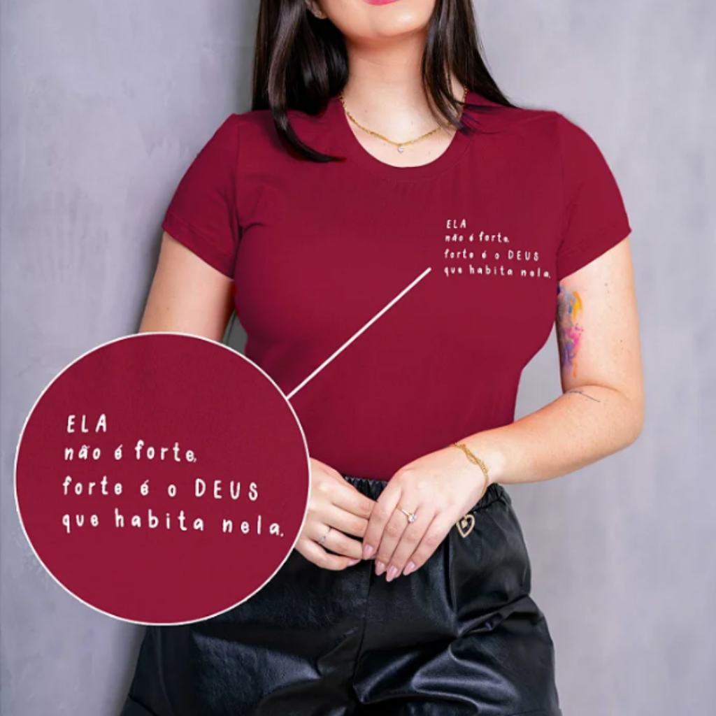 Use Criativa - Fé e gratidão 💓 Quem aí ama T-Shirt com escritas? No nosso  site você confere essa e muitas outras tees lindas. Gostou? Acesse agora  pelo link www.usecriativa.com.br