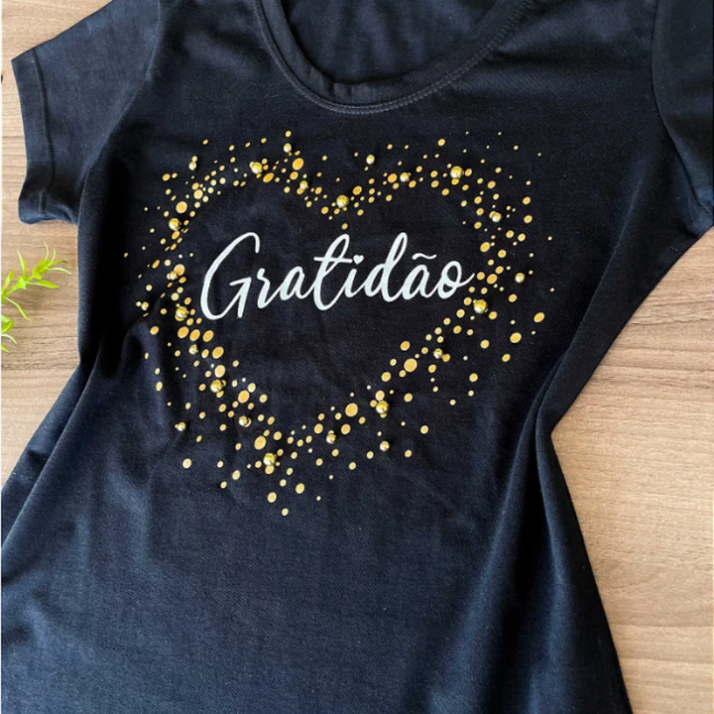 T-shirt feminina Gratidão